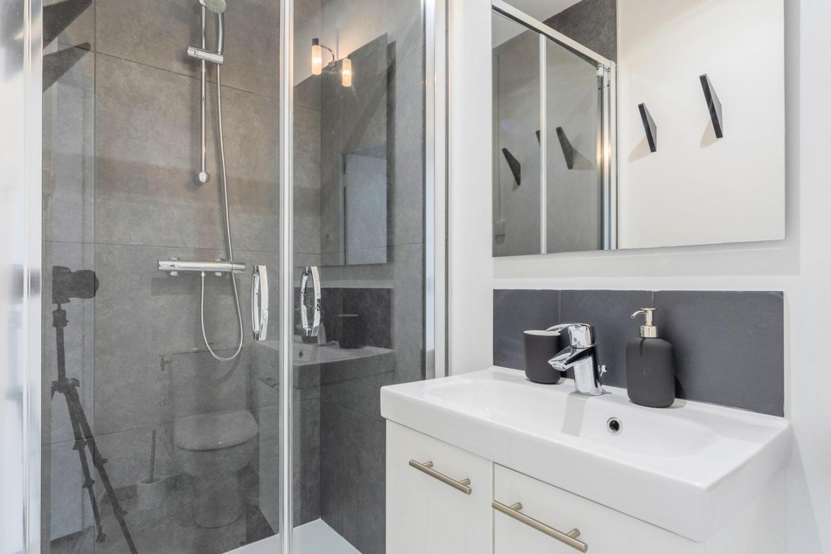 Bright 3-Bedroom 2-Bathroom Flat Lille Zewnętrze zdjęcie